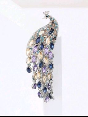 🆕️🦚 GORGEOUS PEACOCK RHINESTONE BROOCH PIN🦚